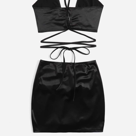 Set - Picture 3 of 4